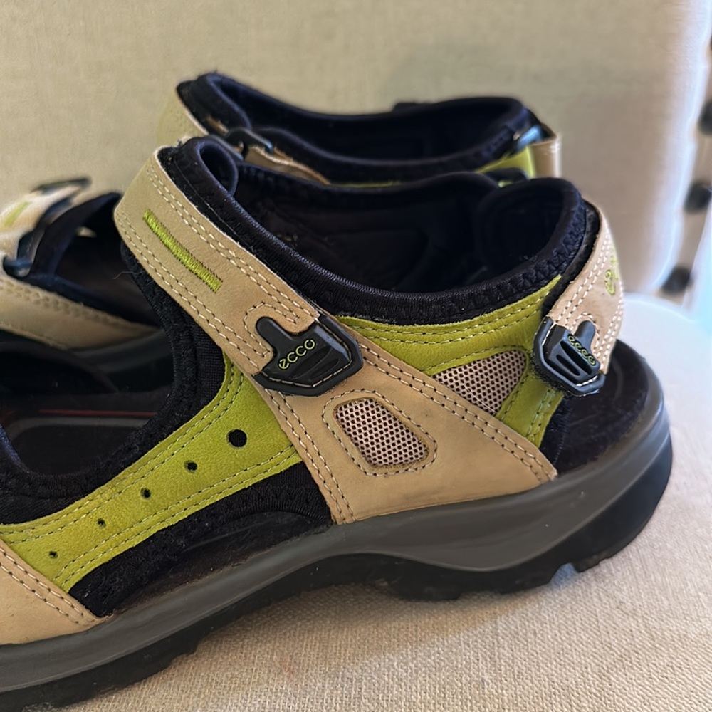 ECCO Women’s Adjustable Sport Leather Sandals Tan Black Size 10-10.5 (41) - Picture 2 of 10